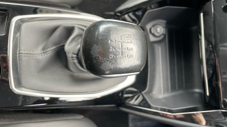 Peugeot 208 1.2 PureTech 100 Allure Premium 5dr Petrol Hatchback